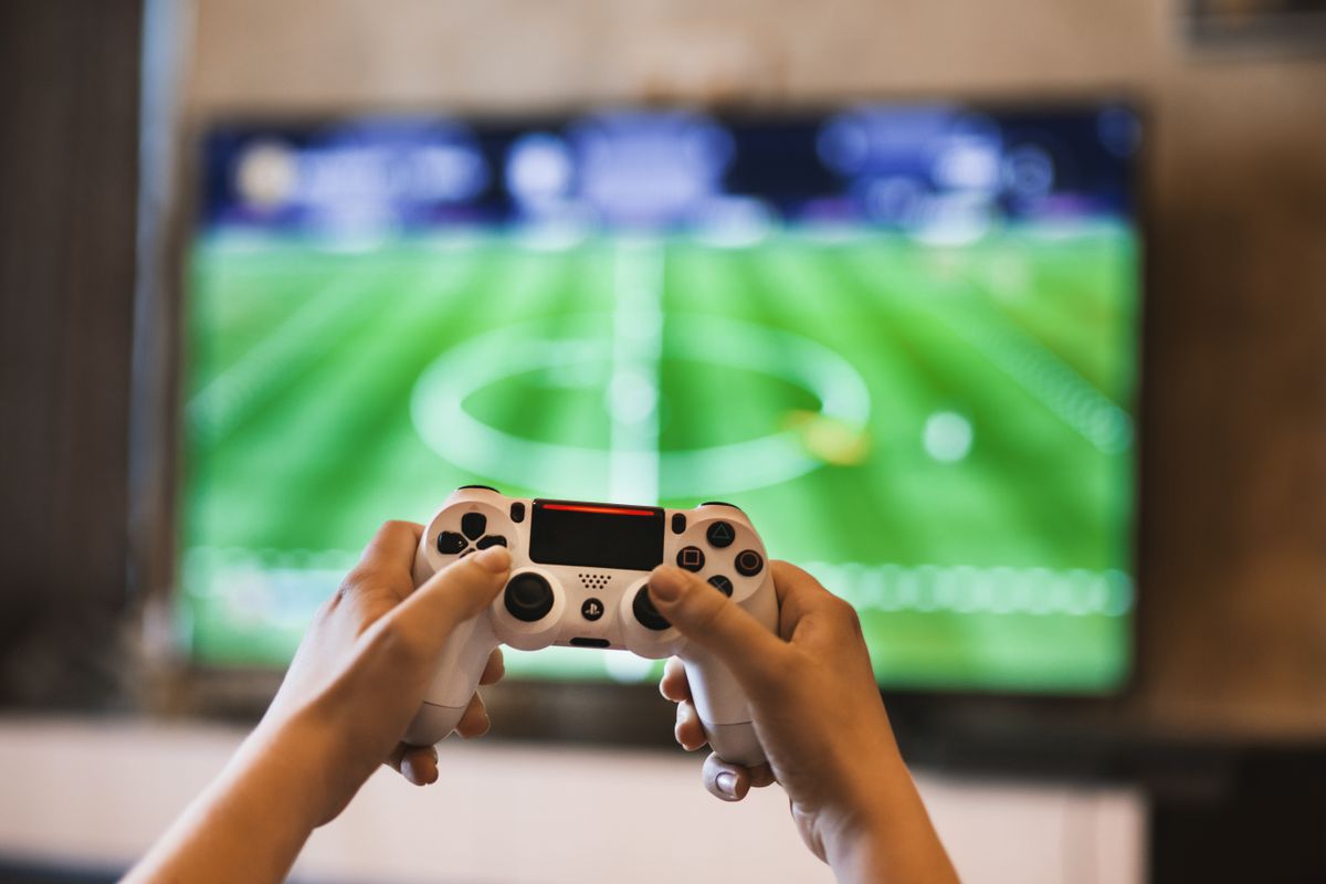Hands on controller during a play session